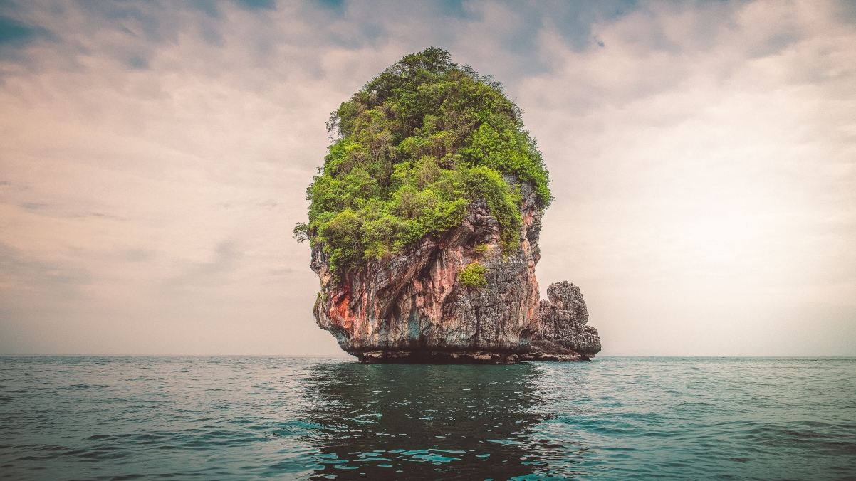 A lonely island in Thailand by Ale