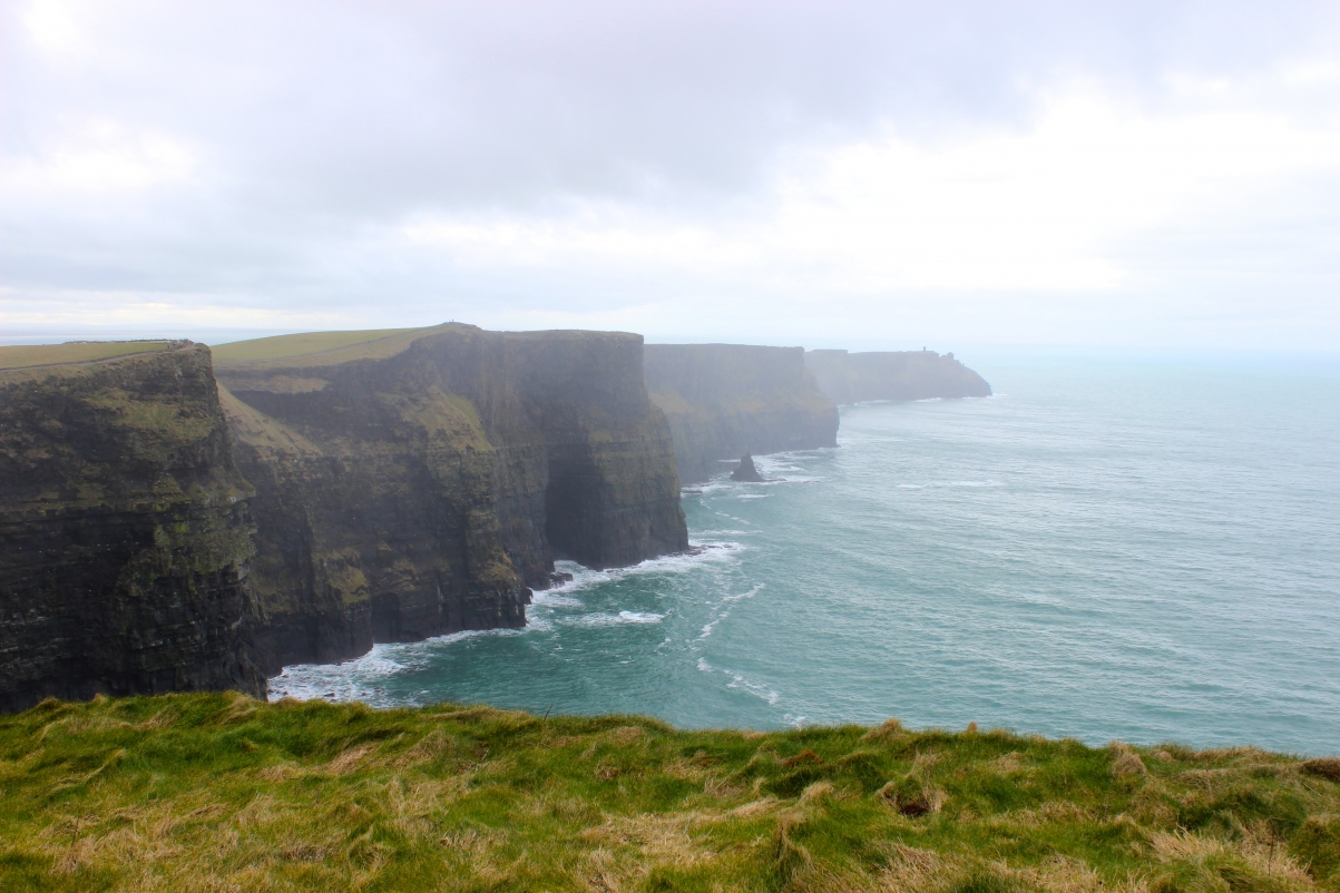 Cliffs of Moher, Ireland 5k scenic wall