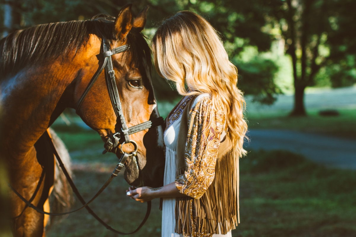 Girl and Horse Photography 4K Wallpaper