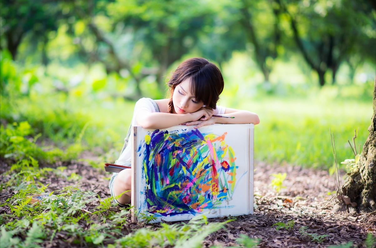 Girl Outdoor Painting 5K Wallpaper