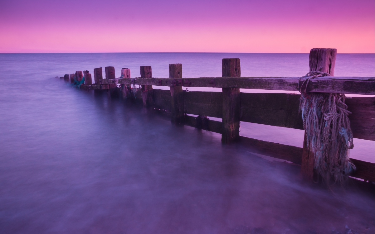 Purple Ocean 4K Landscape Wallpaper