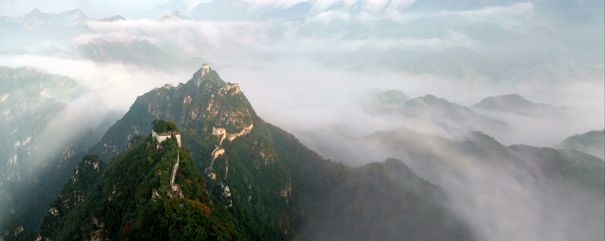 Great Wall of Clouds 5K Landscape Picture