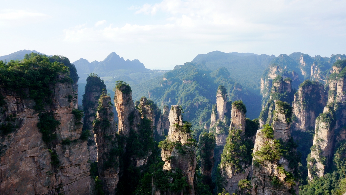 Zhangjiajie National Forest Park 4K wind