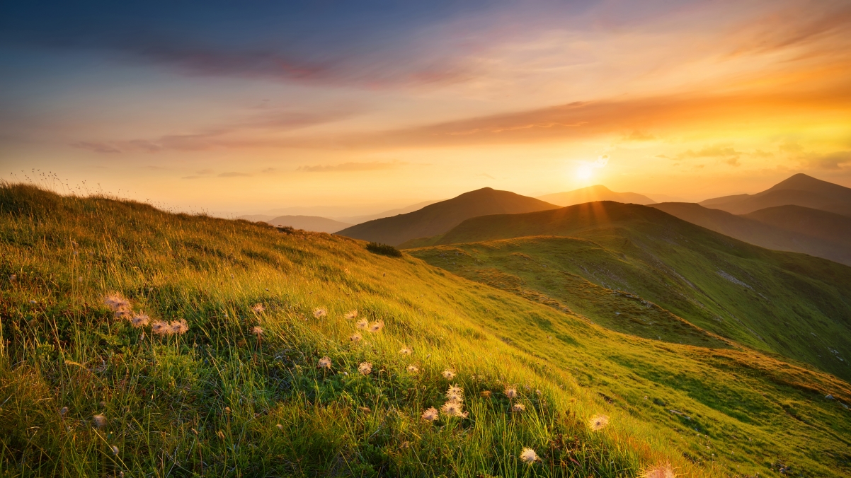 Morning sun sunrise mountain landscape 4k wall