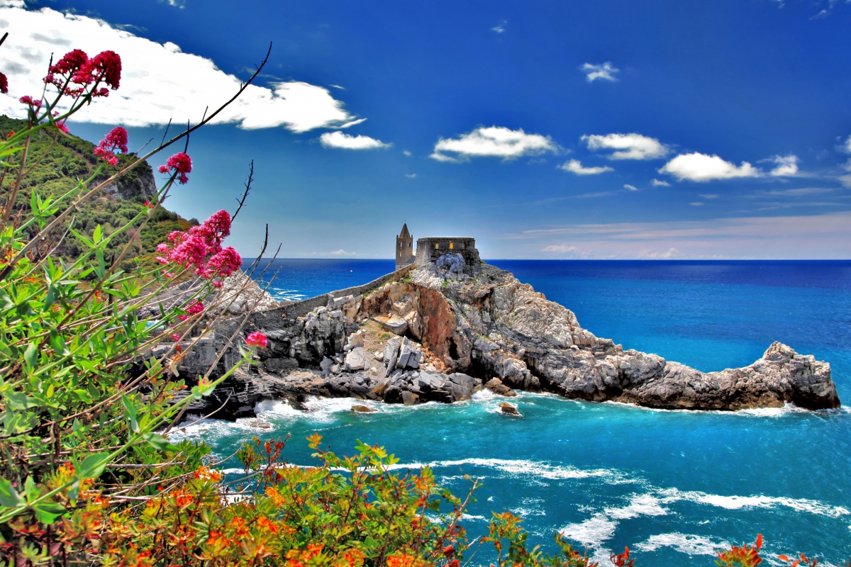 Italy seaside scenery 4K pictures