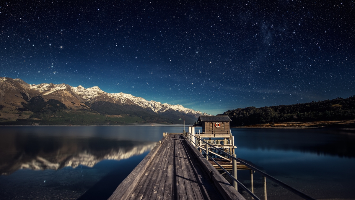 Night moon new zealand wakati