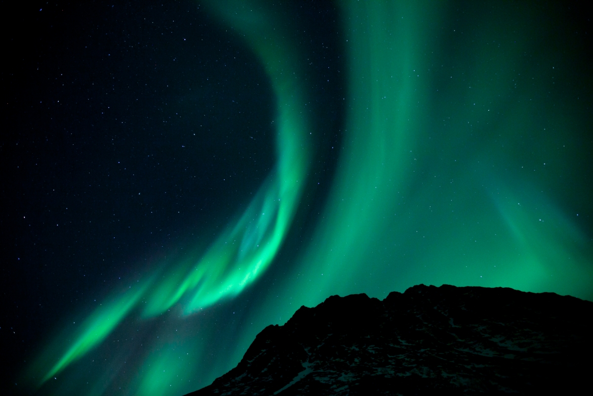 Night mountain aurora star starry sky
