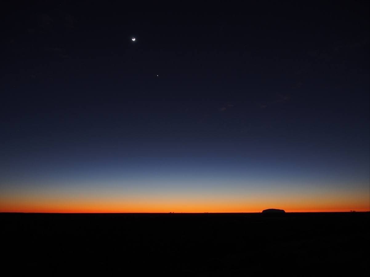 Night twilight horizon sky
