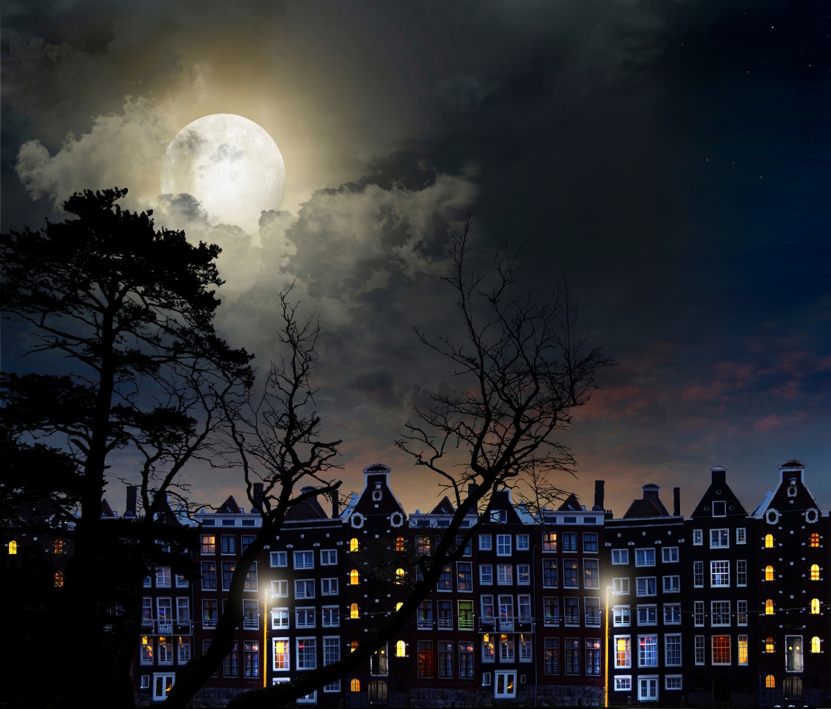 Night city scenery 4K picture