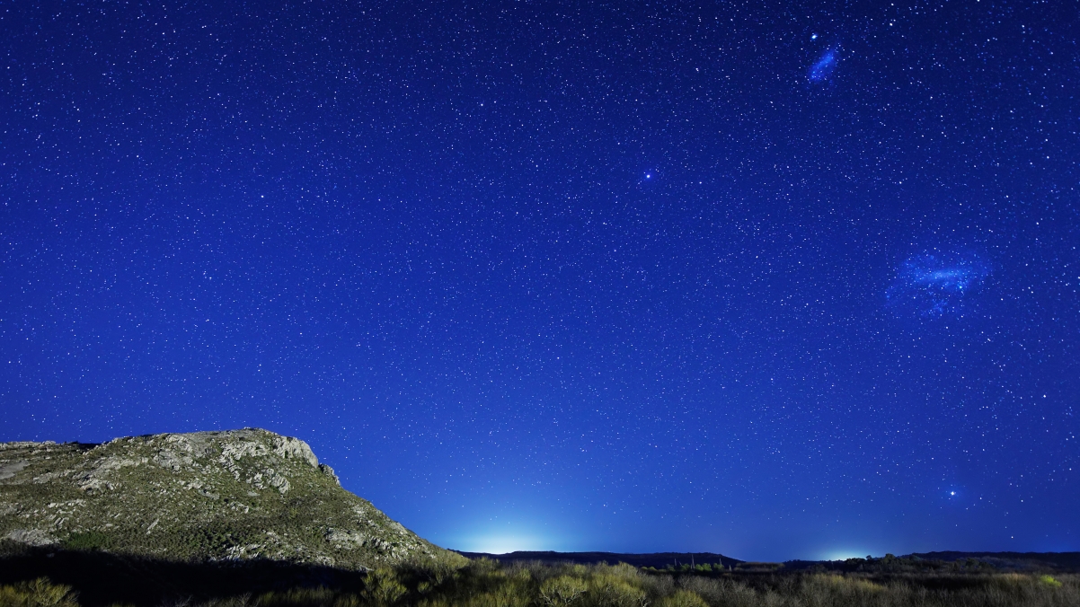 Galaxy Magellanic Cloud Starry Sky 4K Wall