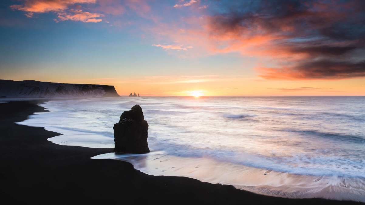 Microsoft Windows10 Seaside Coast Day