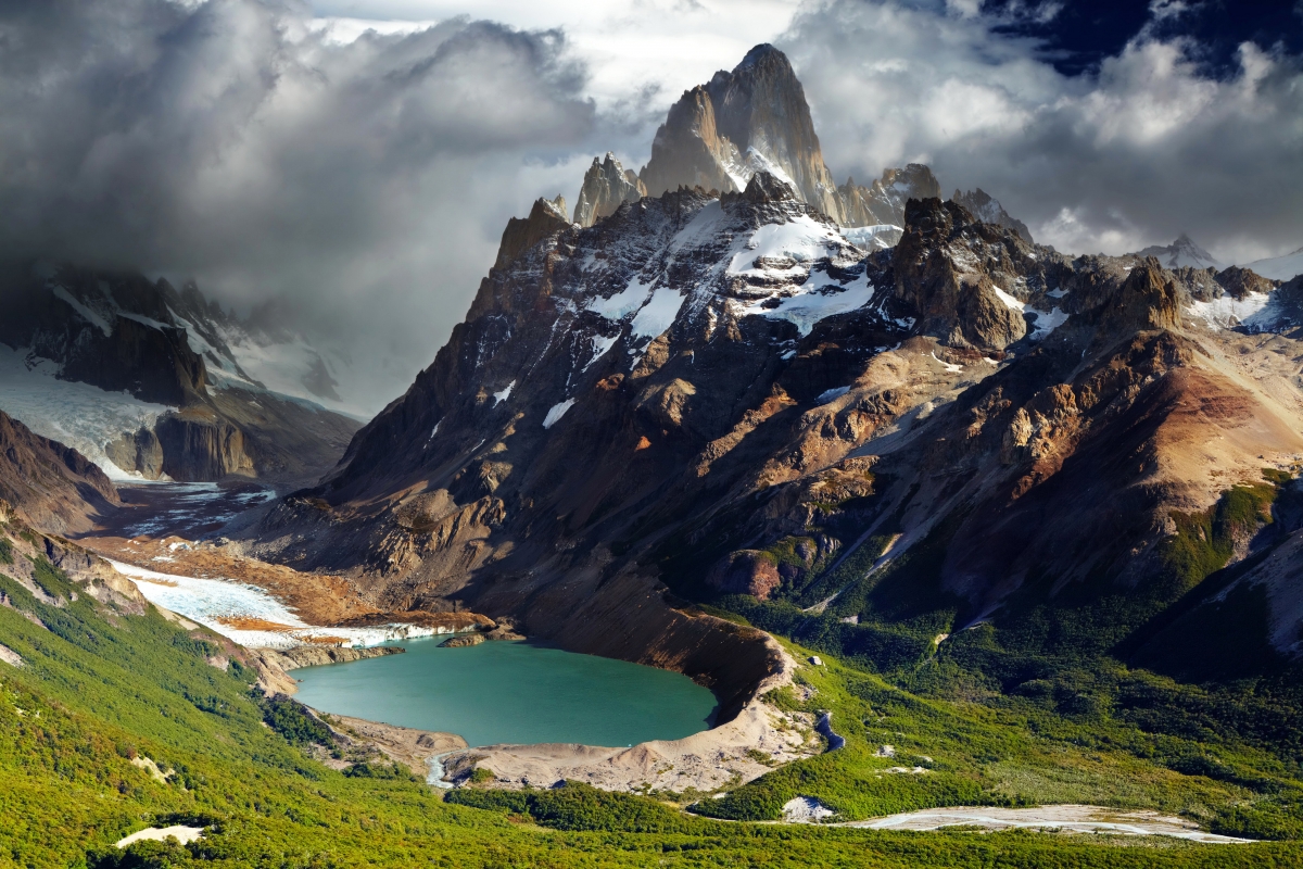 Mountain lake canyon Argentina 4K panorama