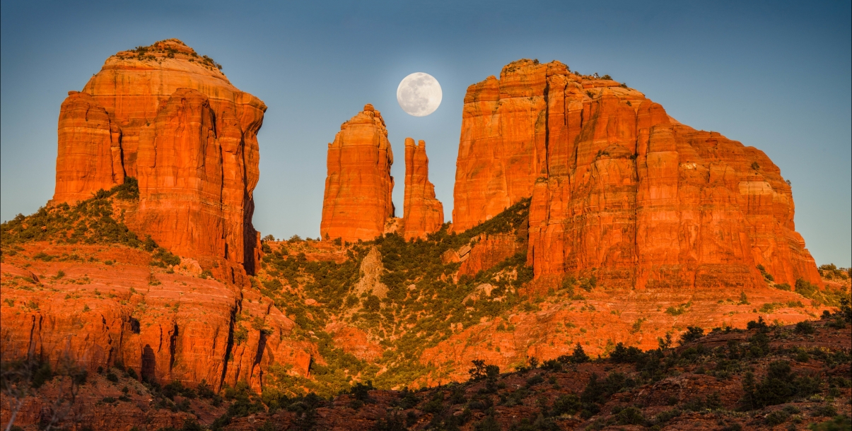 Sedona Rocks Landscape 8K Wallpaper