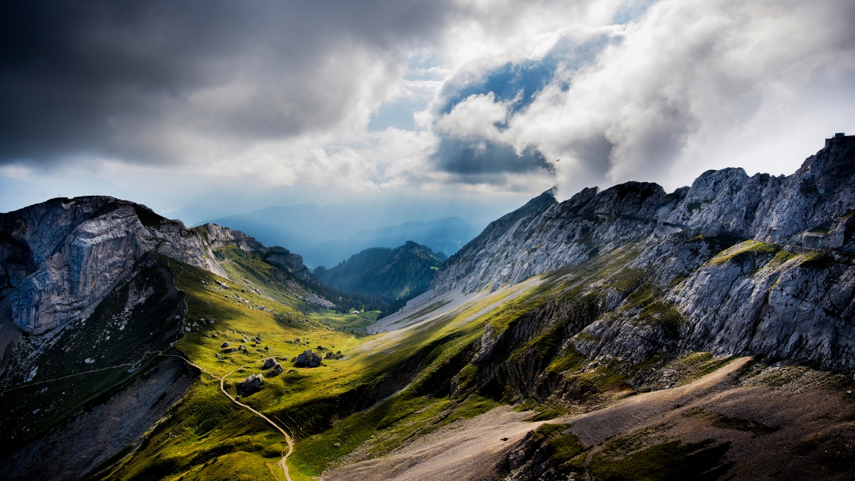 4K landscape wall of Mount Pilatus, Switzerland