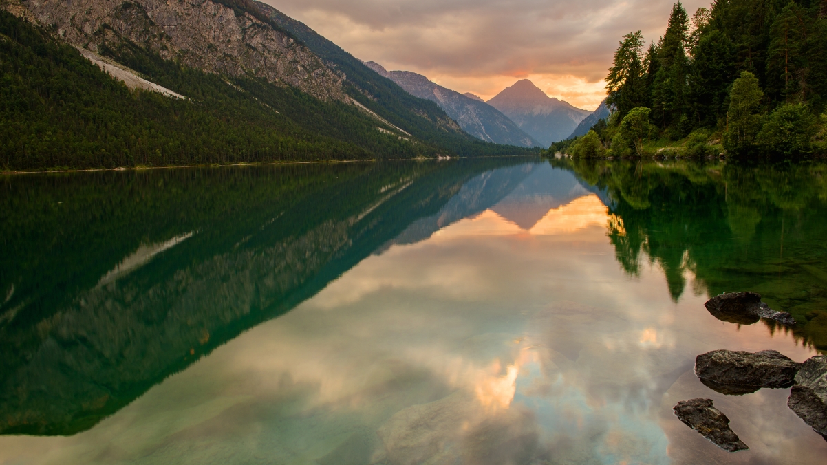 Sunset lake austrian landscape 4