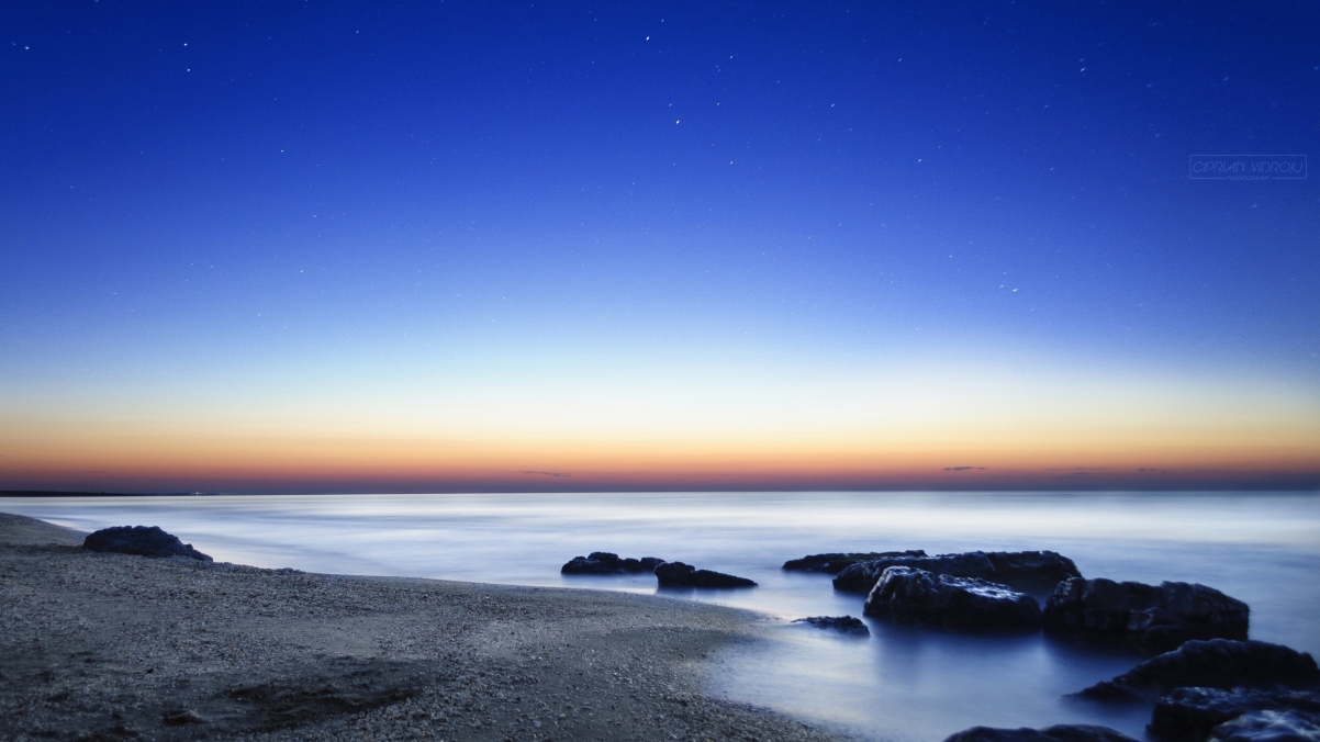Sunrise Beach 4K Landscape Wallpaper