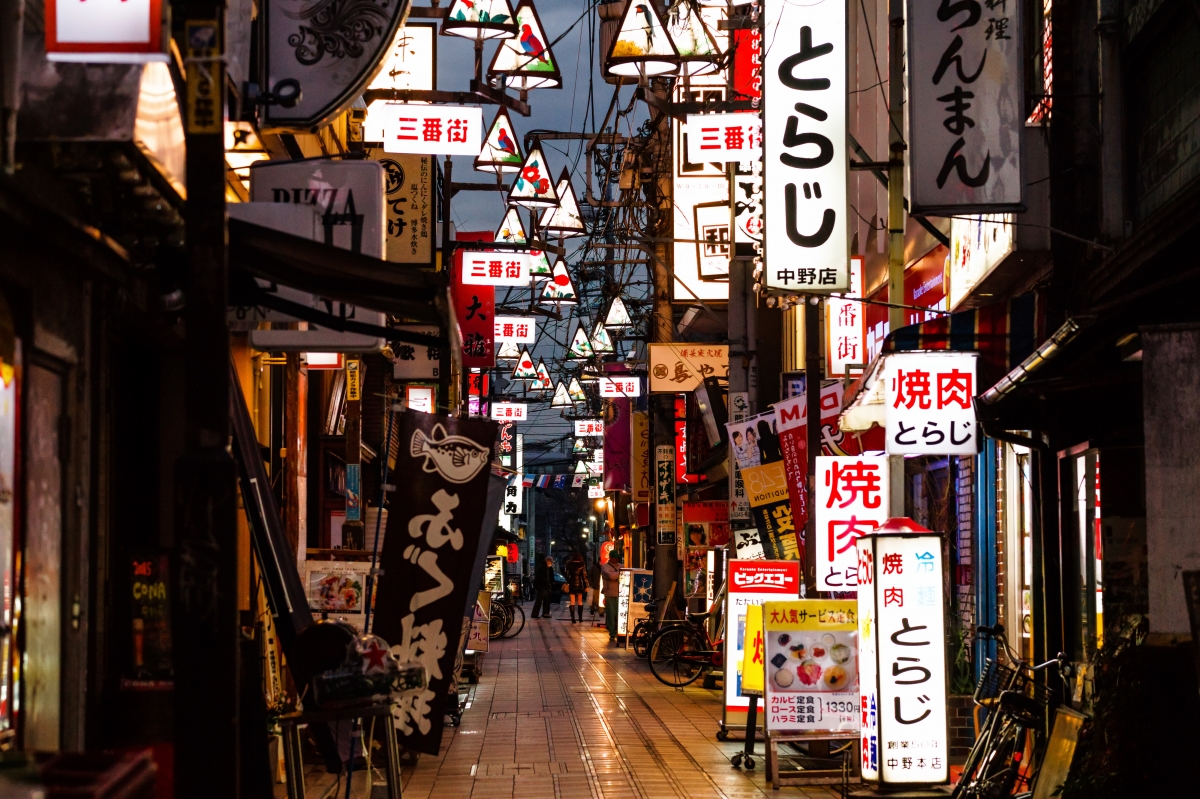 Japanese night market food alley 4k picture