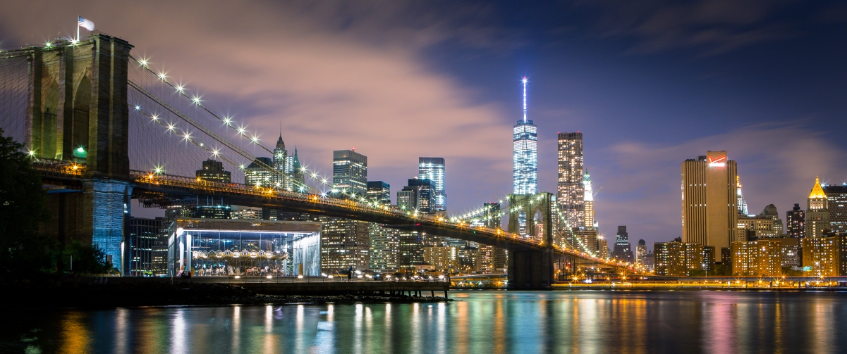 New York Financial District and Wall Street Bridge