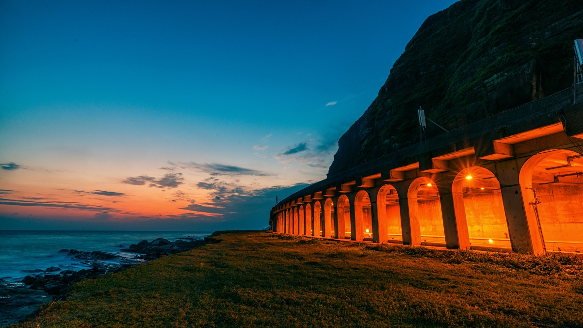 Nanyaming tunnel sunrise 4k landscape wall