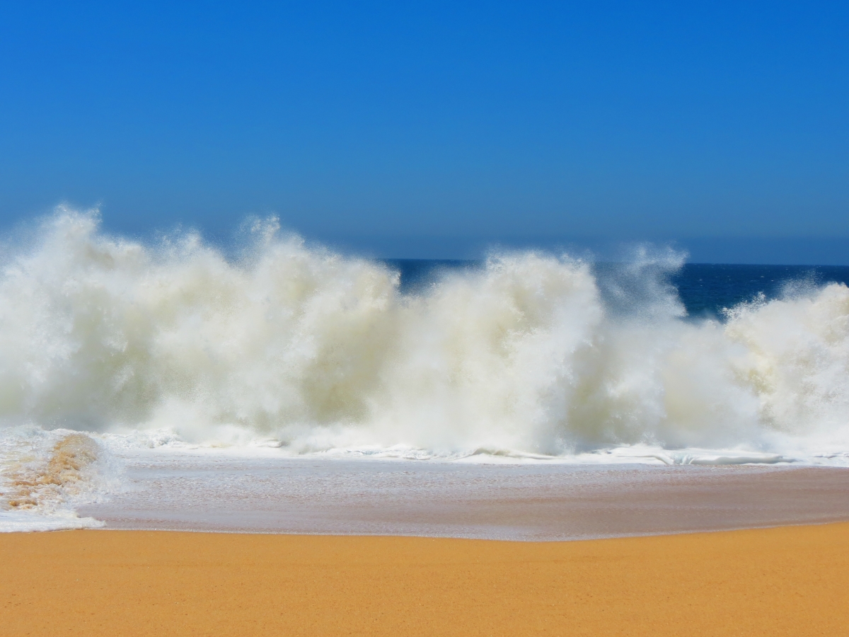 Mexico raging waves 4k landscape