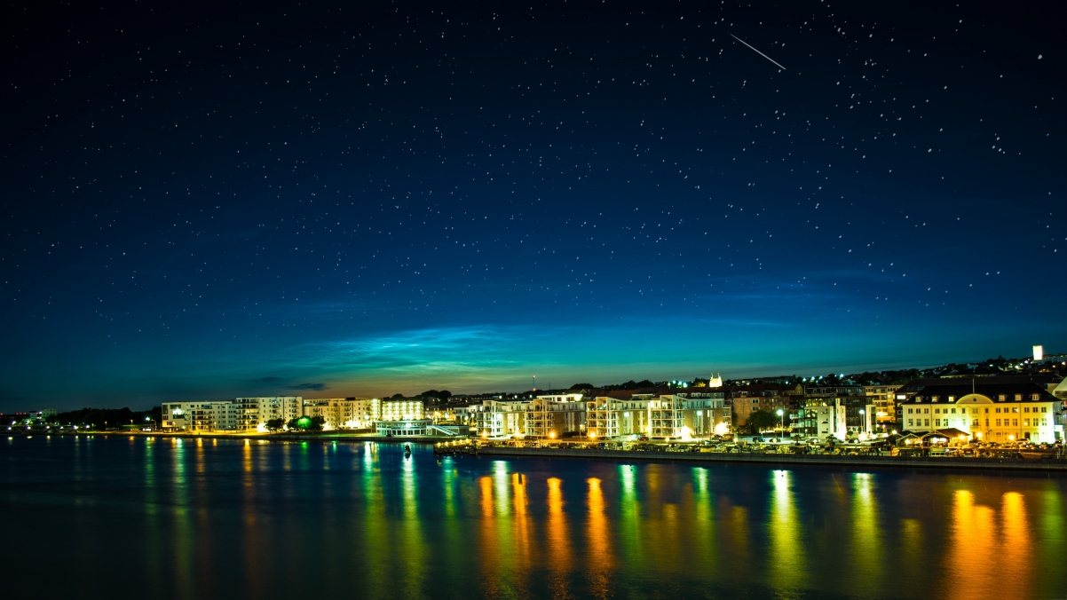 Beautiful night scenery 4k wallpaper