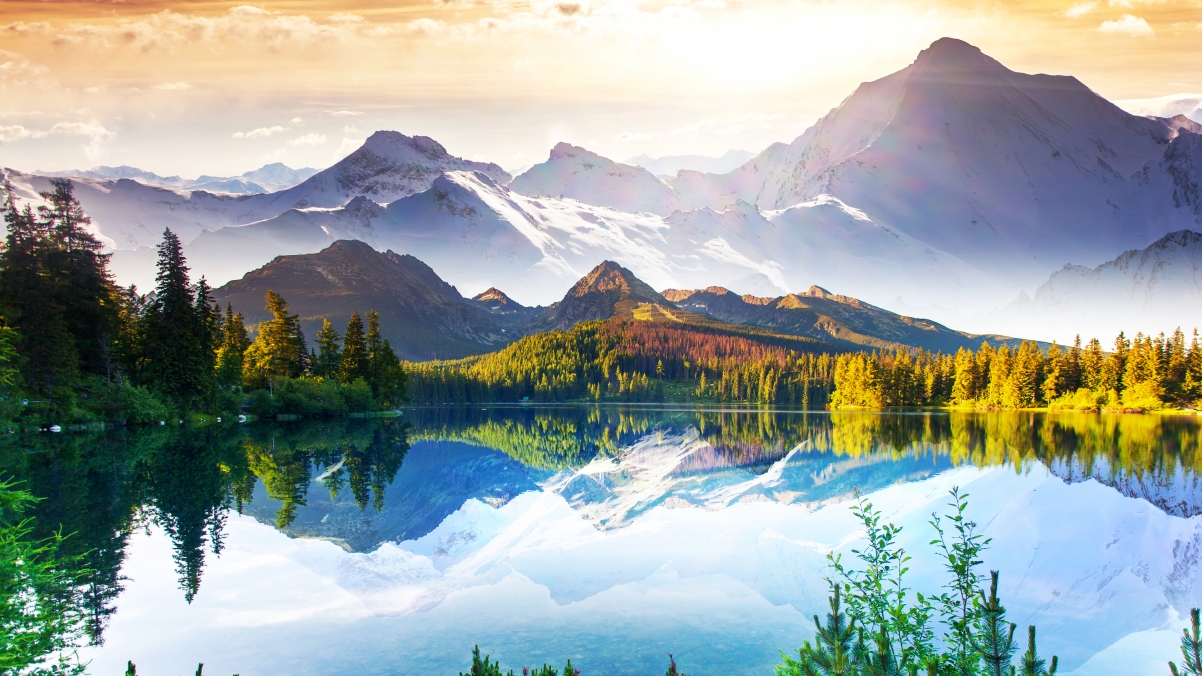 Beautiful lake mountain scenery 4k wall