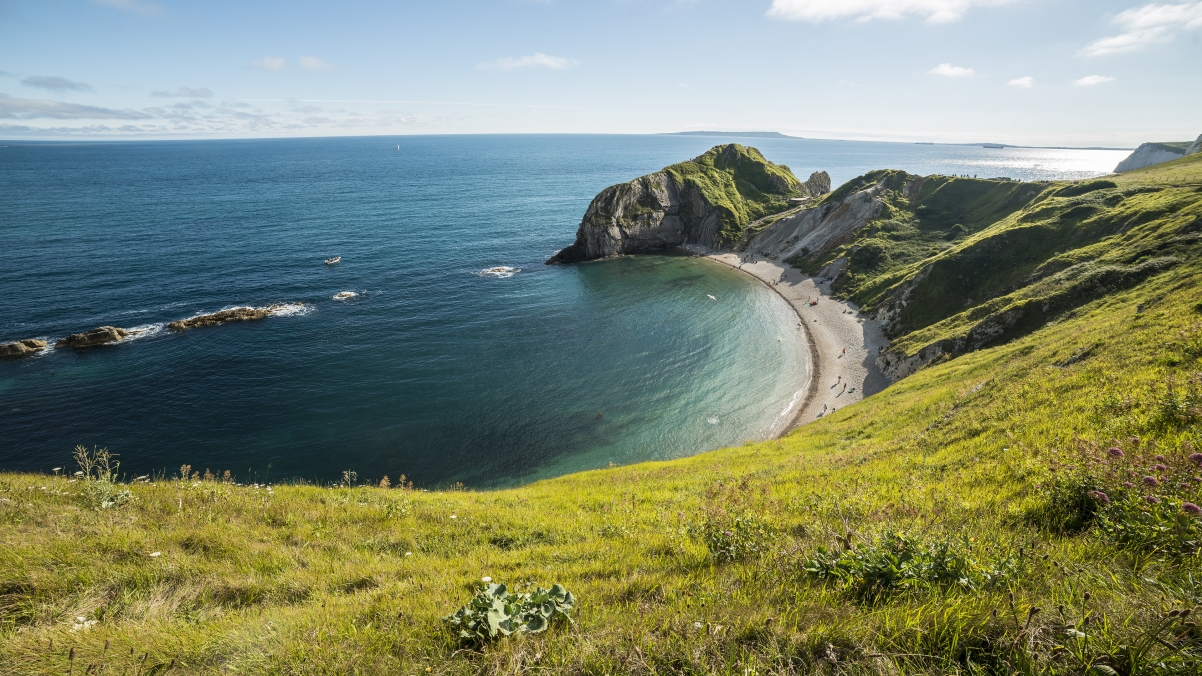 Beautiful Bay Scenery 4K Wallpaper