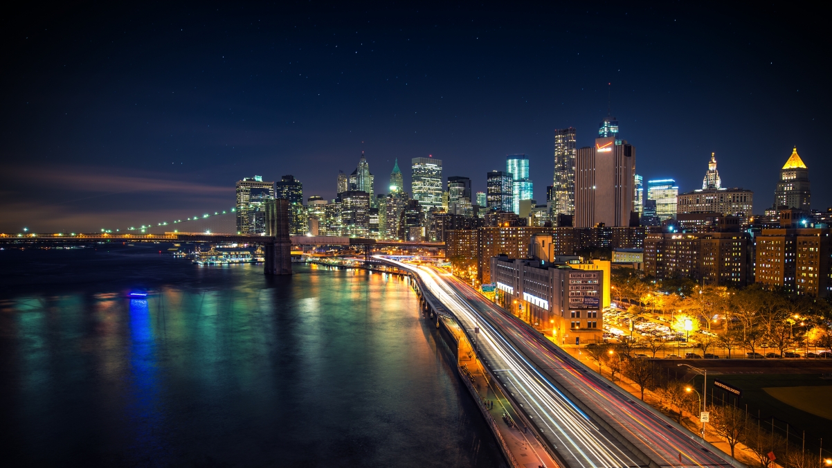 Manhattan Bridge Night Scenery 4K Wall