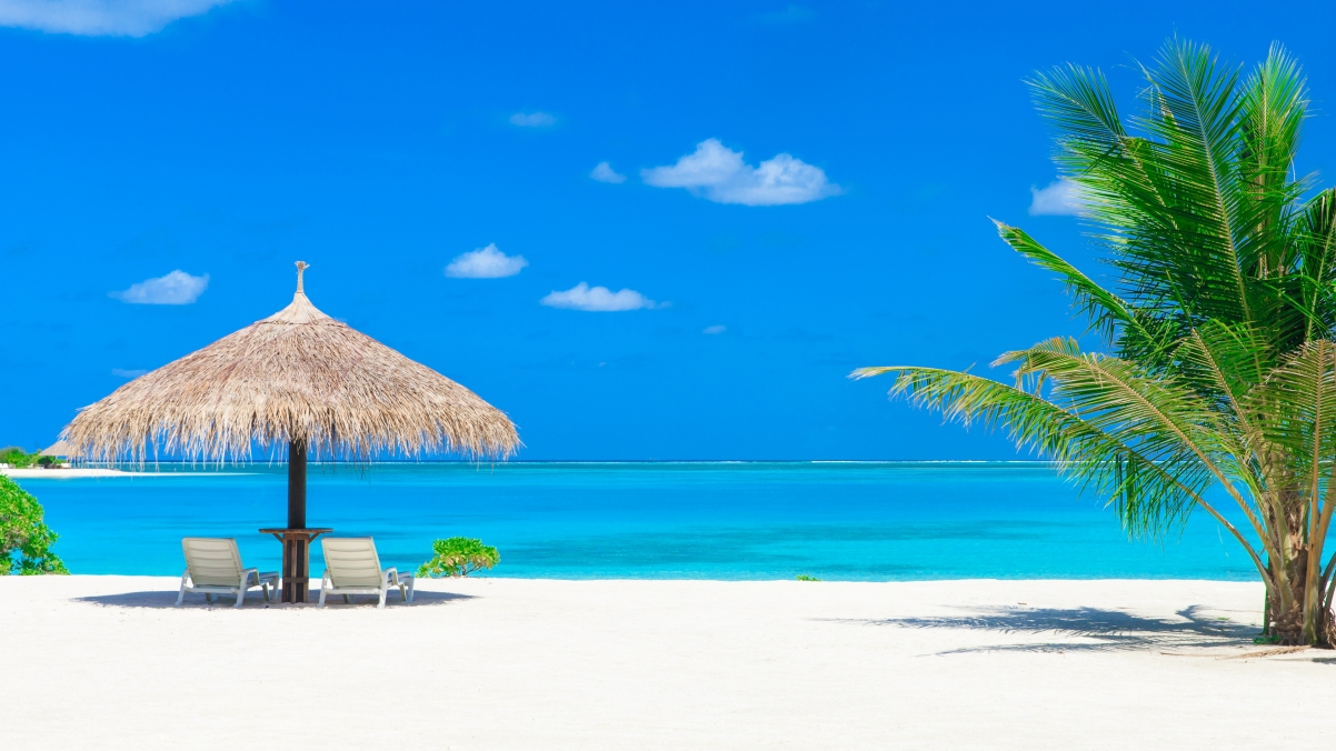 Maldives beach 4K landscape wall