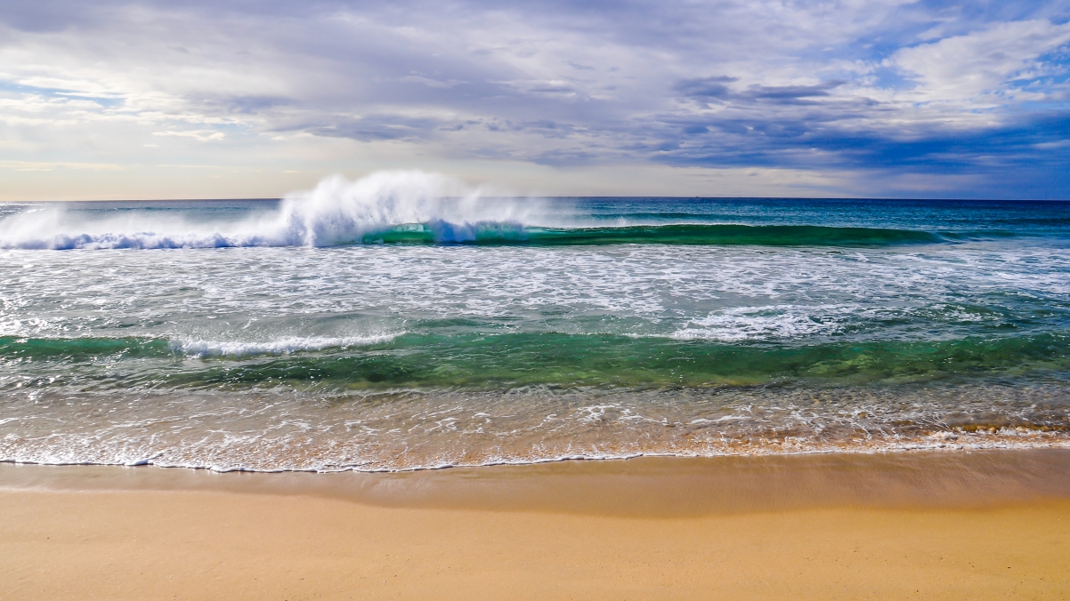 Ocean Wave 4K Landscape Wallpaper