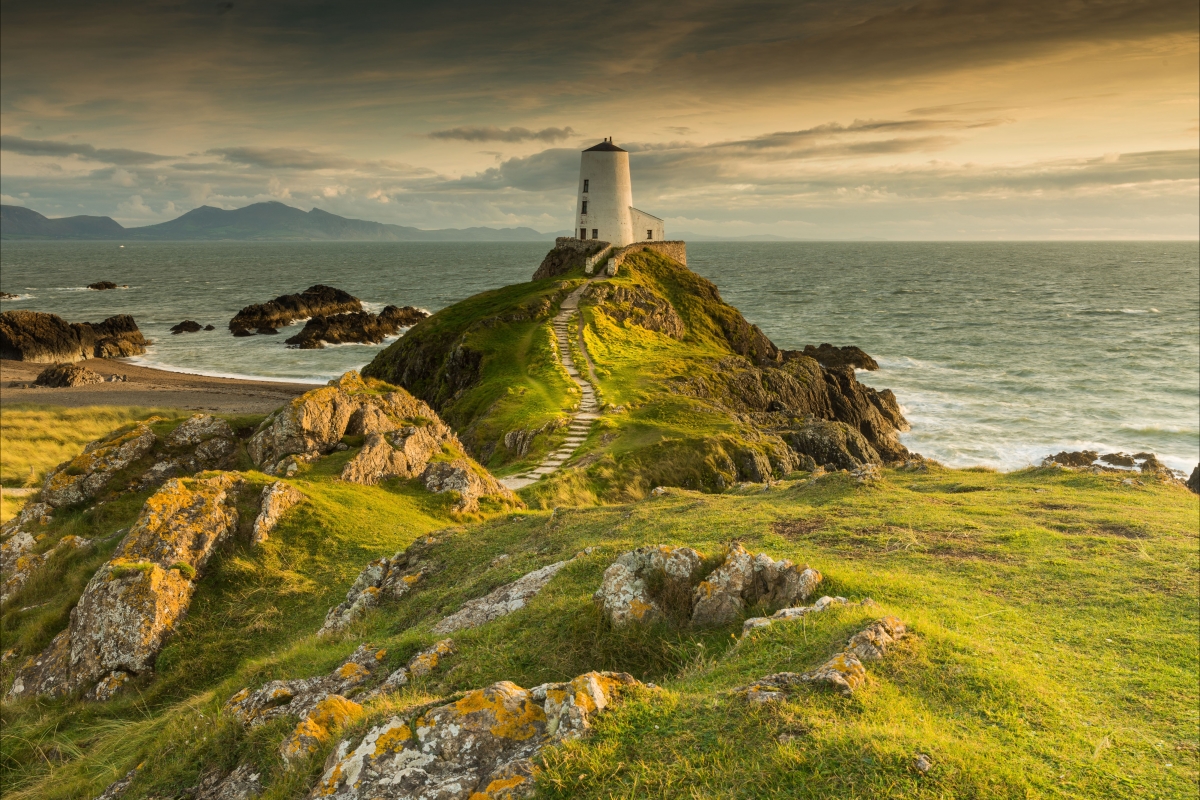 Coast cliff sea lighthouse 4k wind