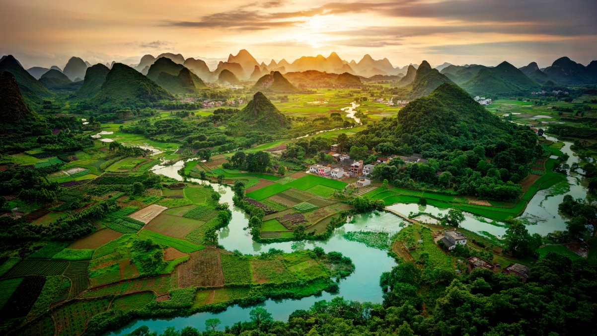 Scenery of Yangshuo County, Guilin City, Guangxi 4k