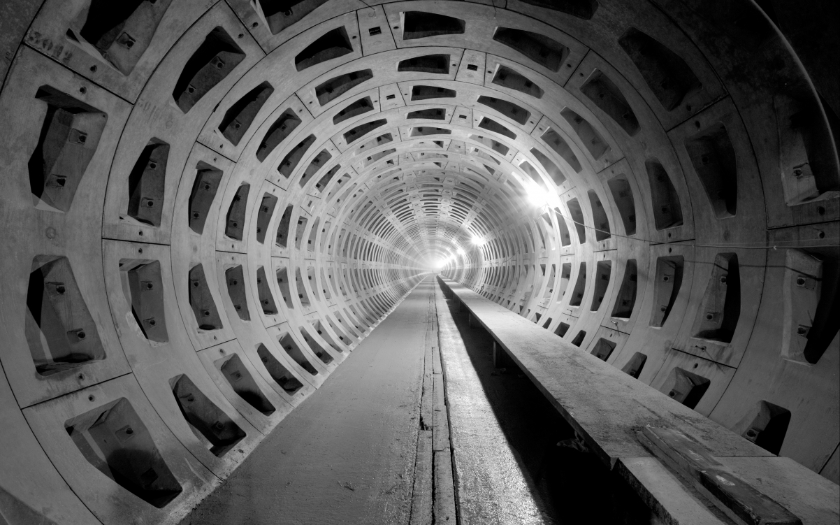 Abandoned pipe 4K landscape wallpaper