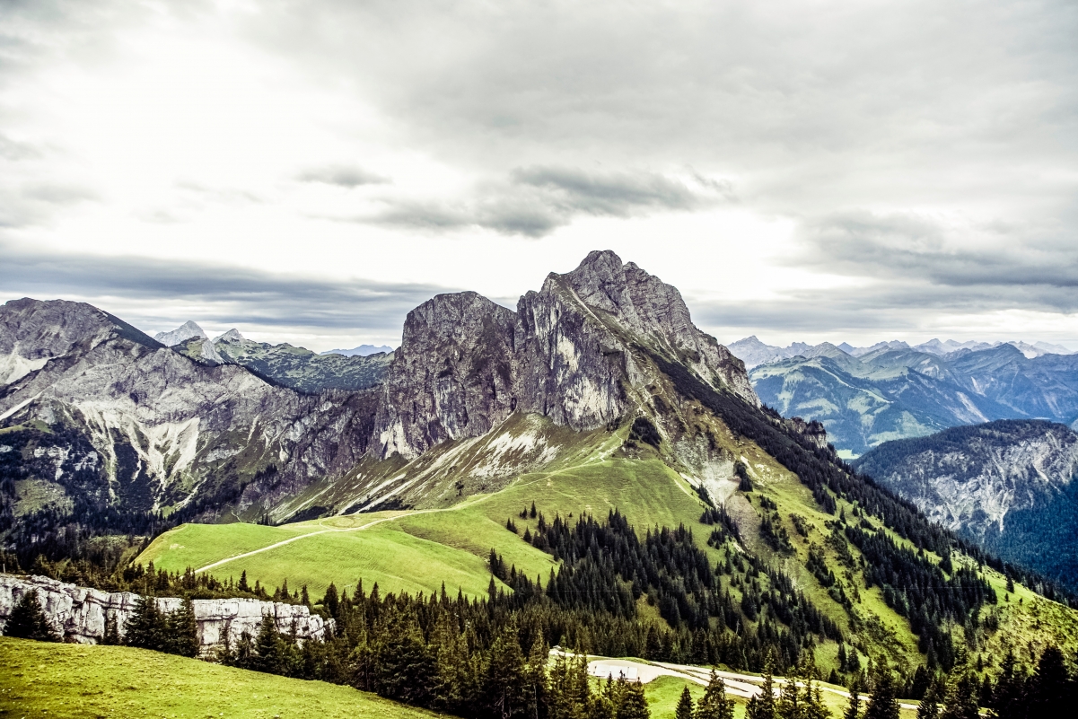 Dolomites landscape 4K picture