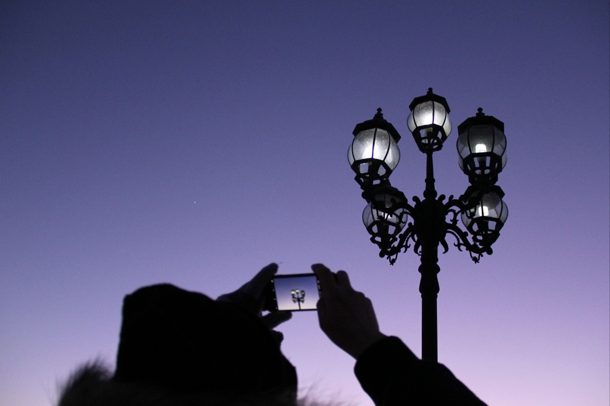 Burqin street lights night scene 4k picture