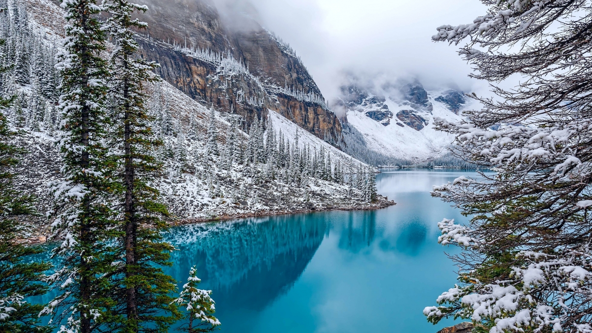 Moraine Lake Winter Landscape 4K Wallpaper