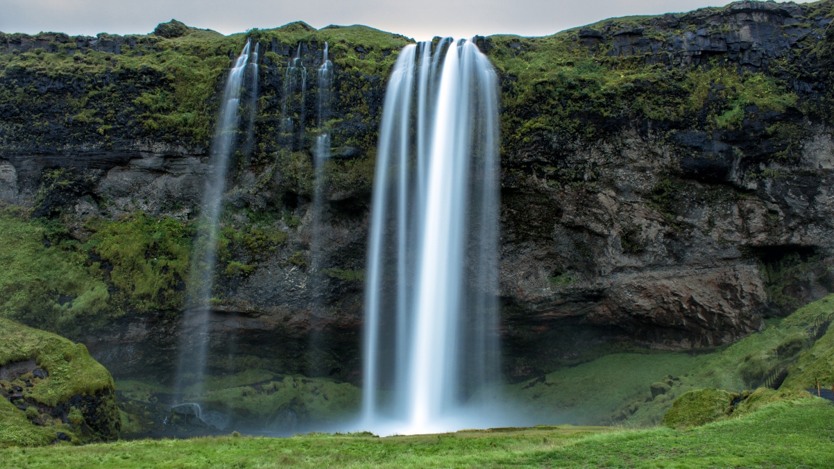 Seljalandsfoss in Southern Iceland 4