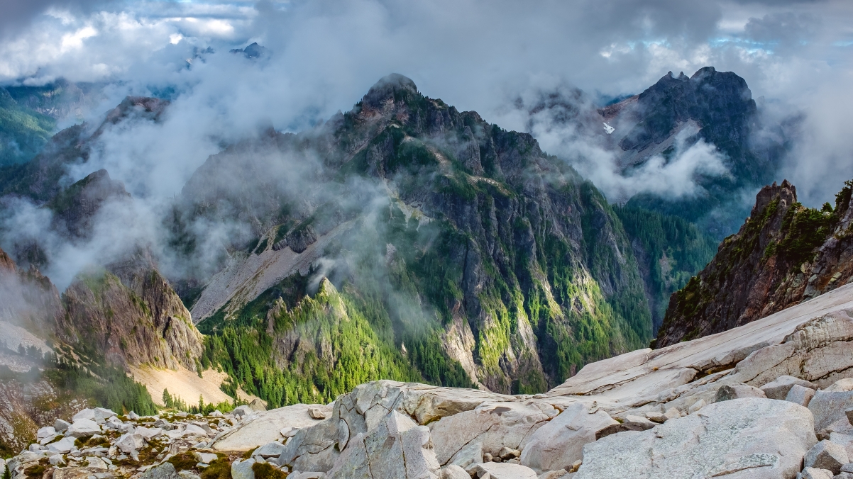 Morning Star Peak Huasheng