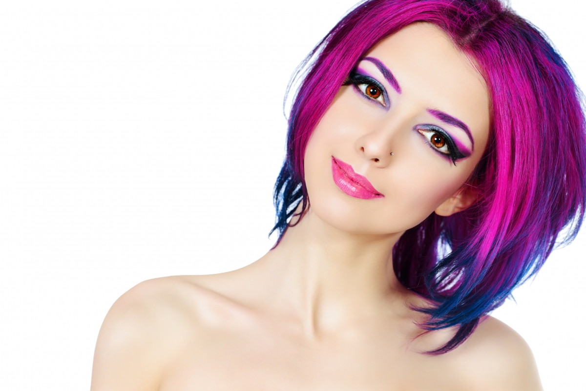 Brown eyes dyed hair beauty 4k wall