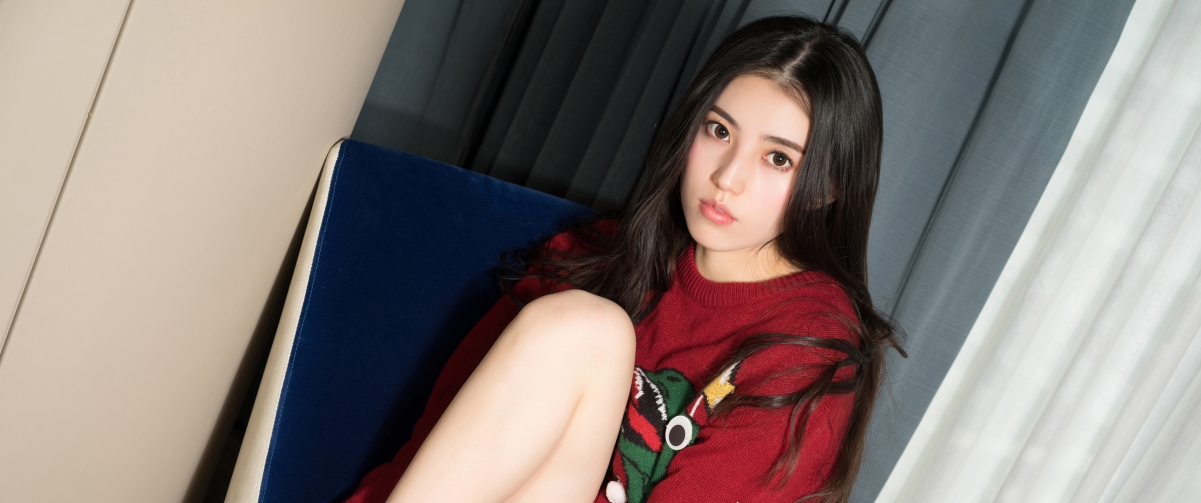 Long Haired Beauty Remembrance of 3440x1440 Wall