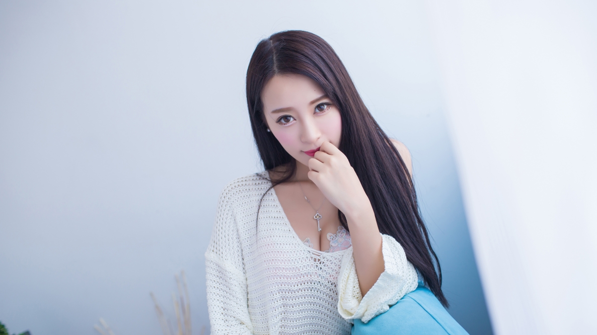 Long-haired beauty queen Manny good Q 4K wall