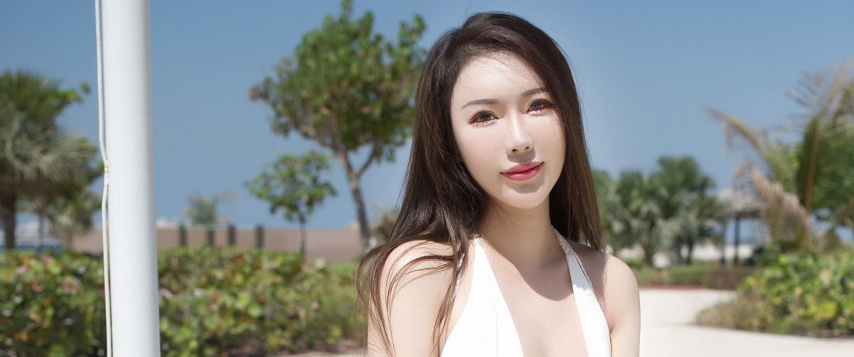 Beautiful model with long hair Egg-Eunice