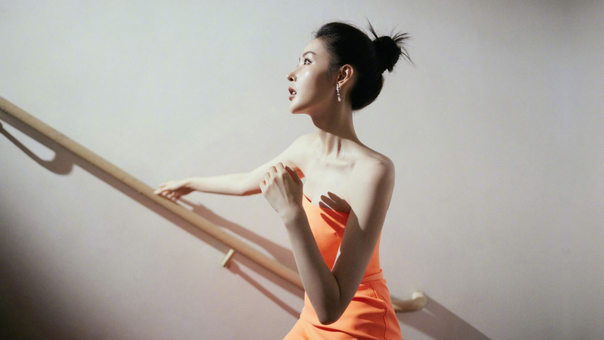 Zhang Tianai orange skirt 4k beauty wall