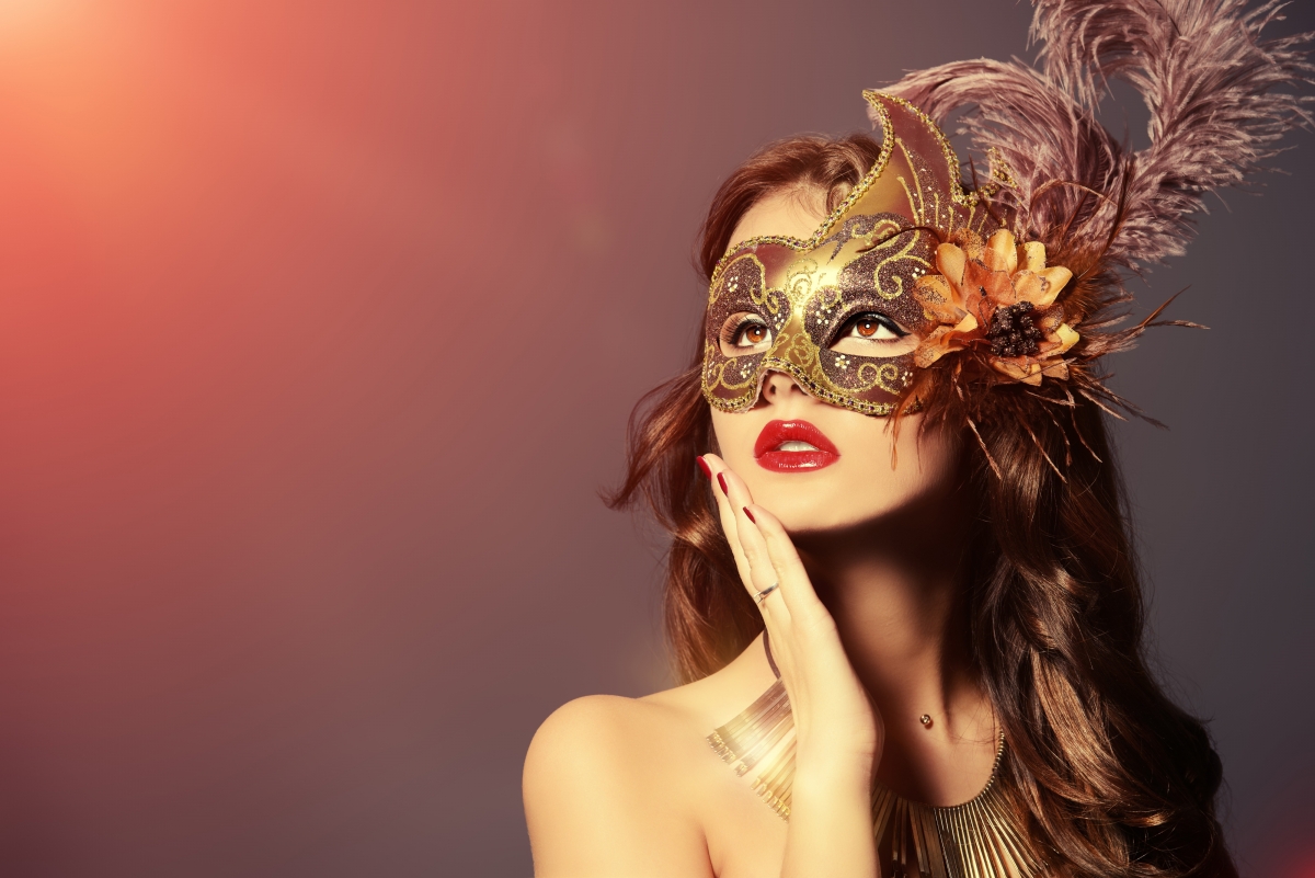 Feather Masked Beauty 4k Wallpaper