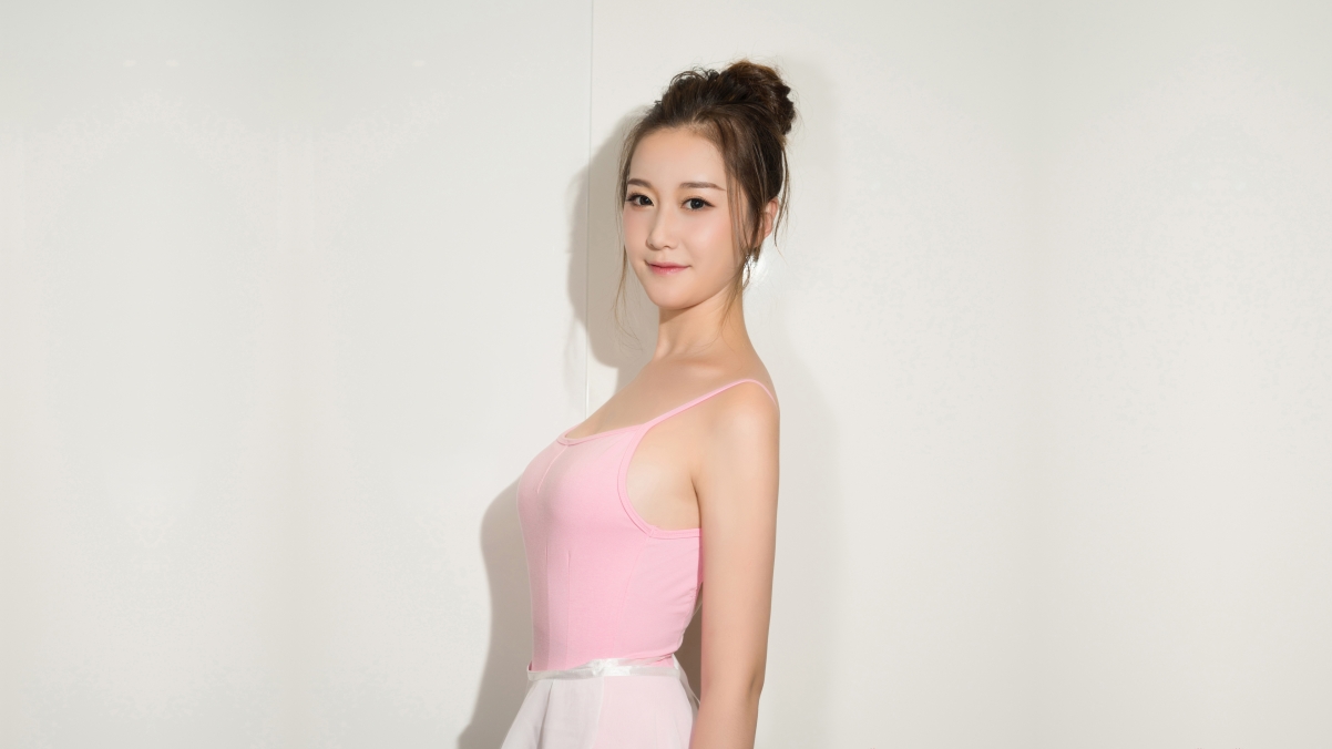 Yang Nuan seductive ballet beauty photo 4K