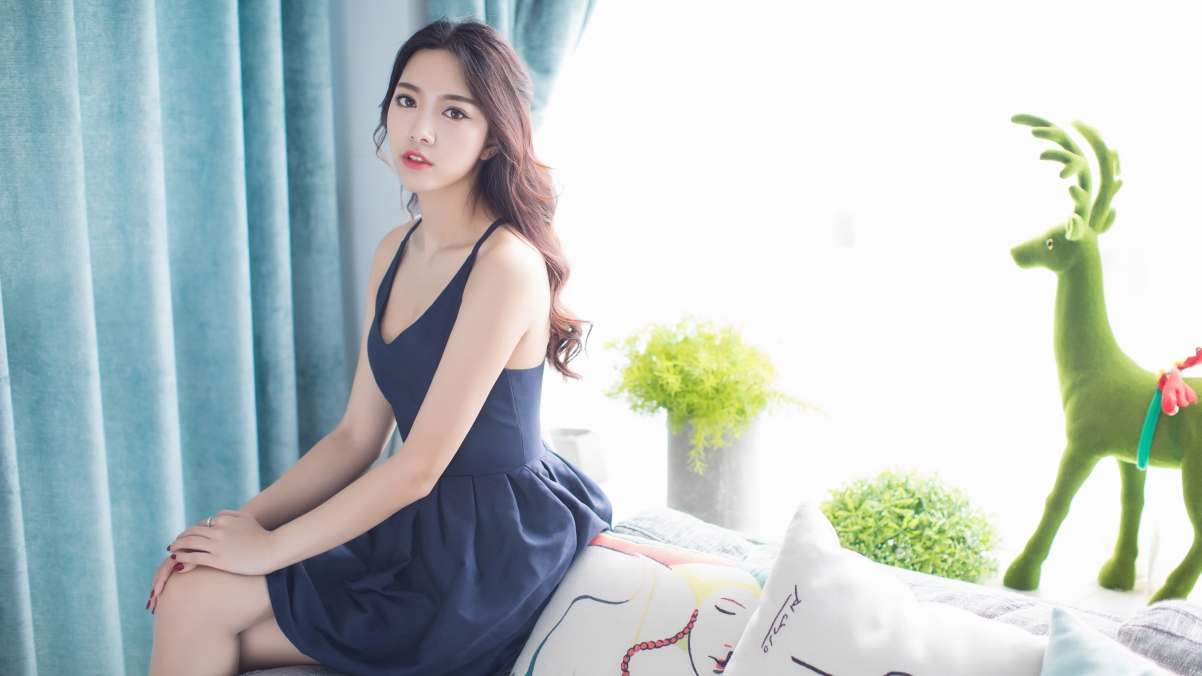 Yaner dark blue skirt beauty 4k wall