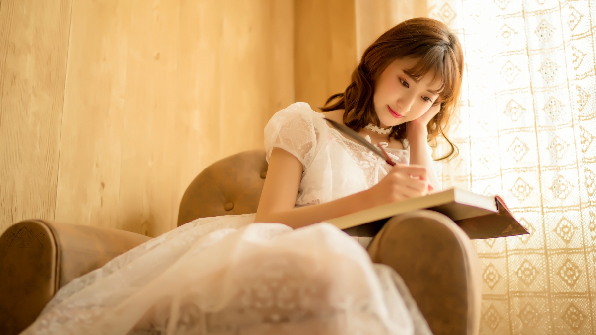 Writing pure beauty 4k wallpaper #38