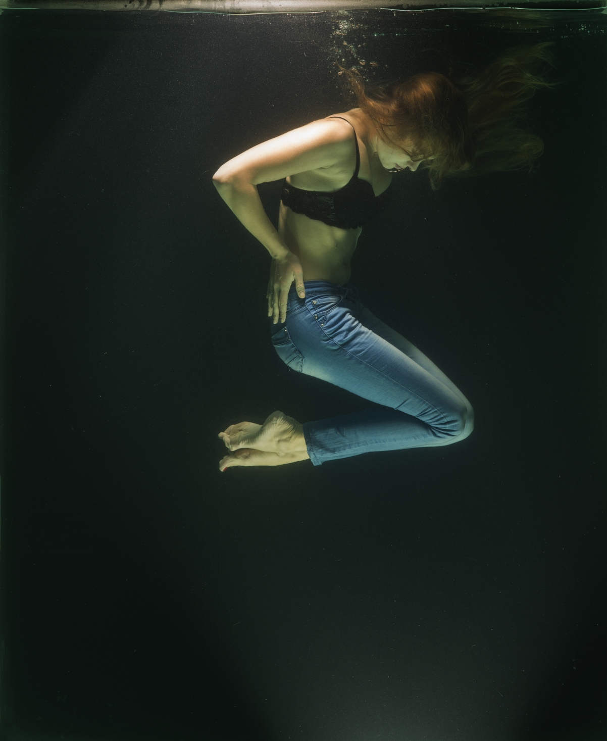 Beautiful Underwater Beauty Photography 4K Wallpaper