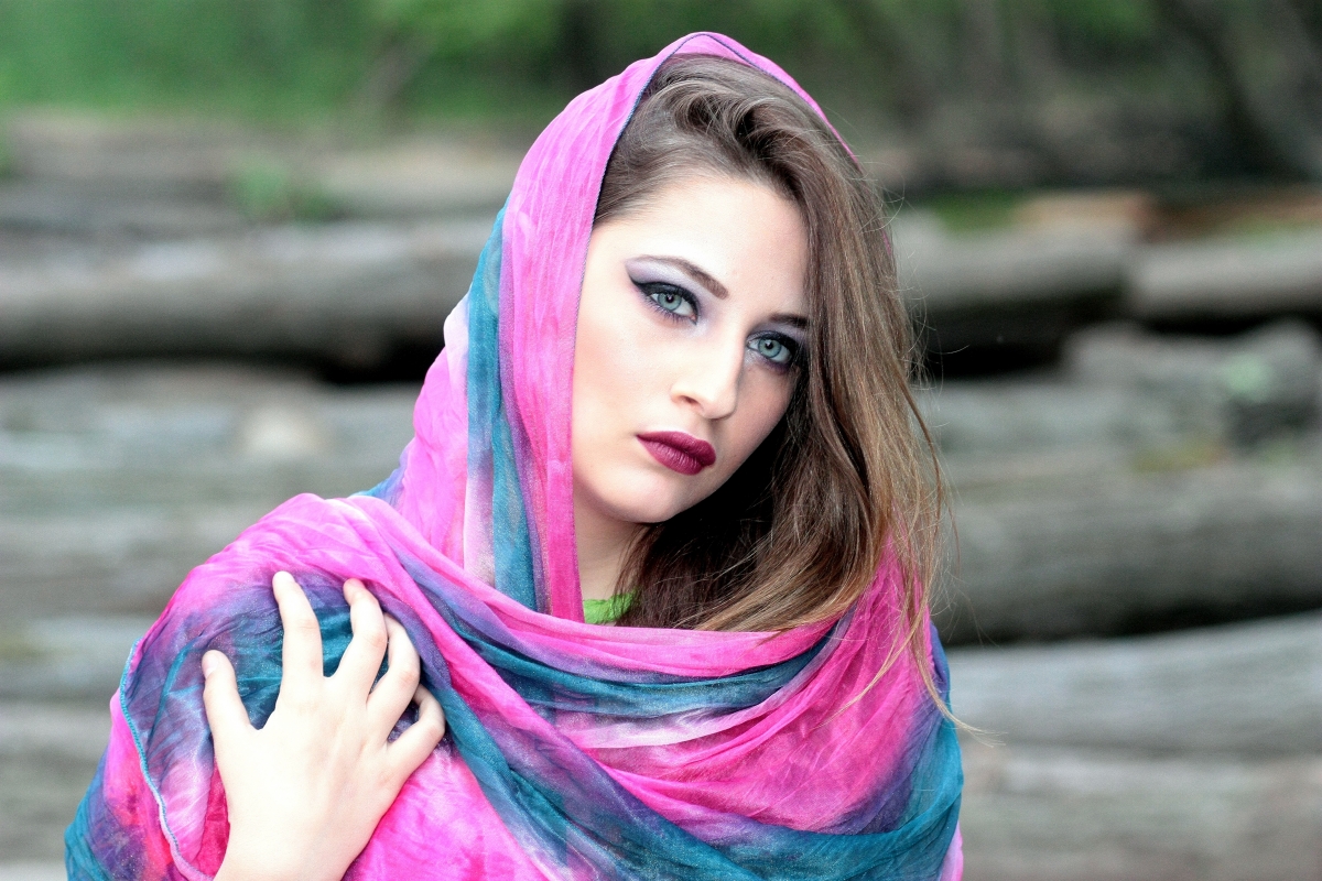 Veil blue eyes beauty 4K wall