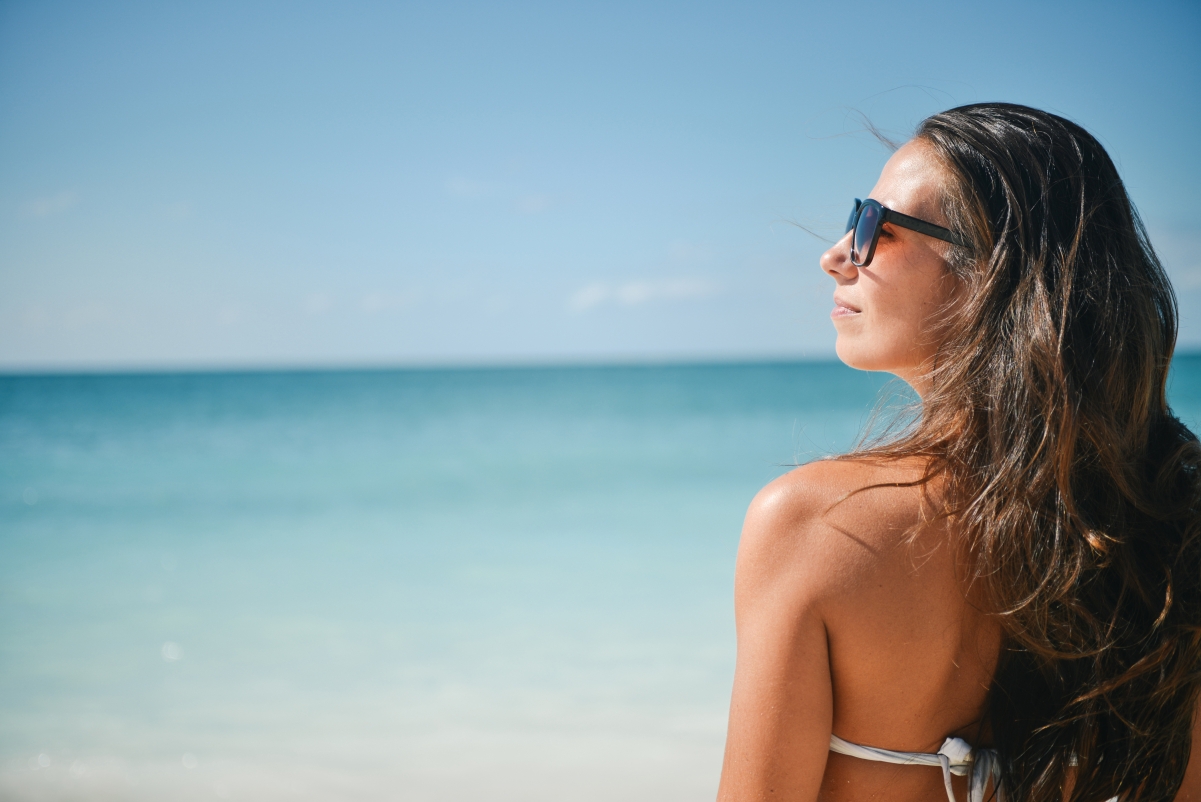 Sunglasses beach 4K beauty wall